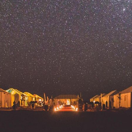 Layali Luxury Desert Camp Мерцуга Екстериор снимка
