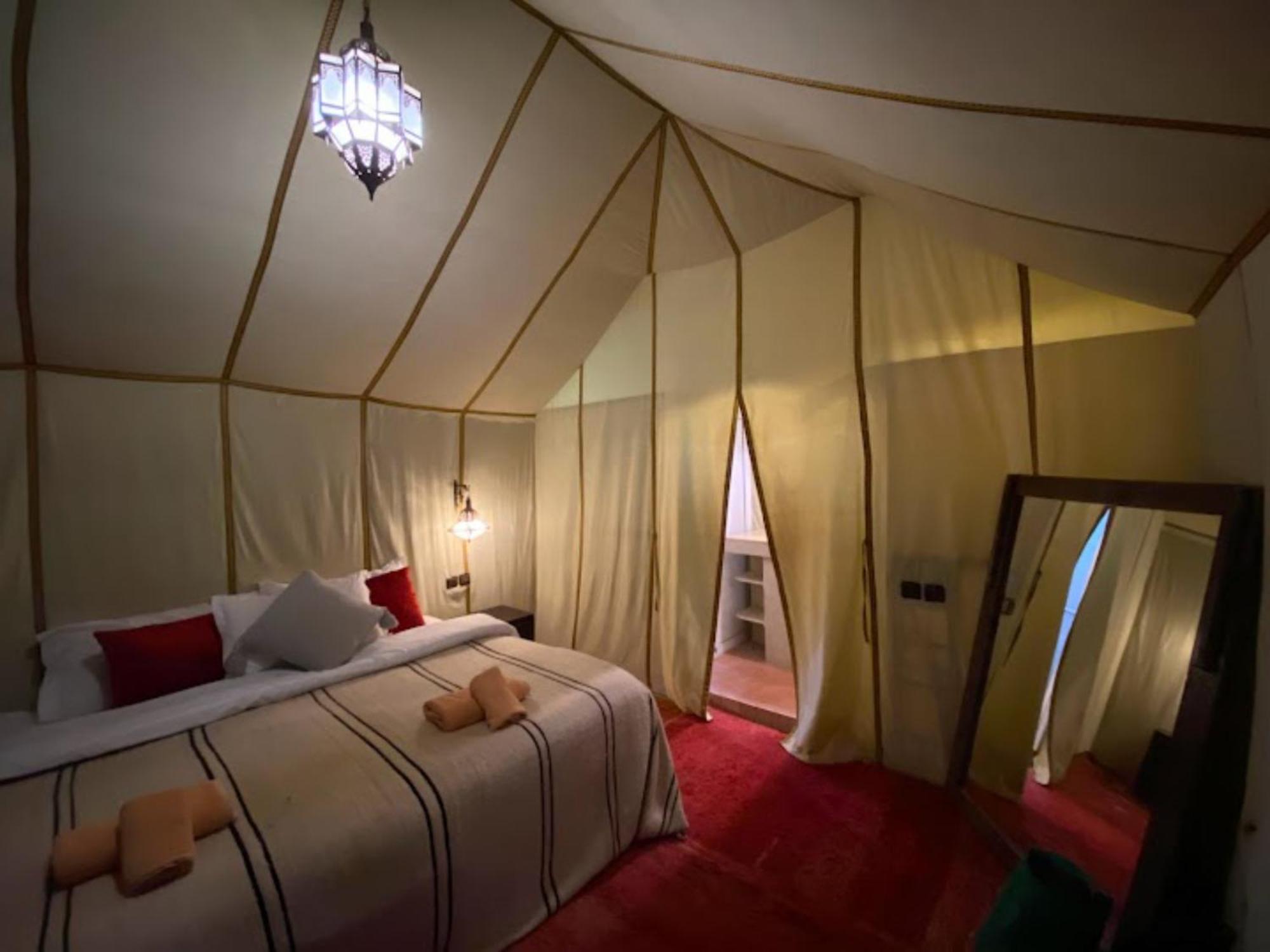 Layali Luxury Desert Camp Мерцуга Екстериор снимка